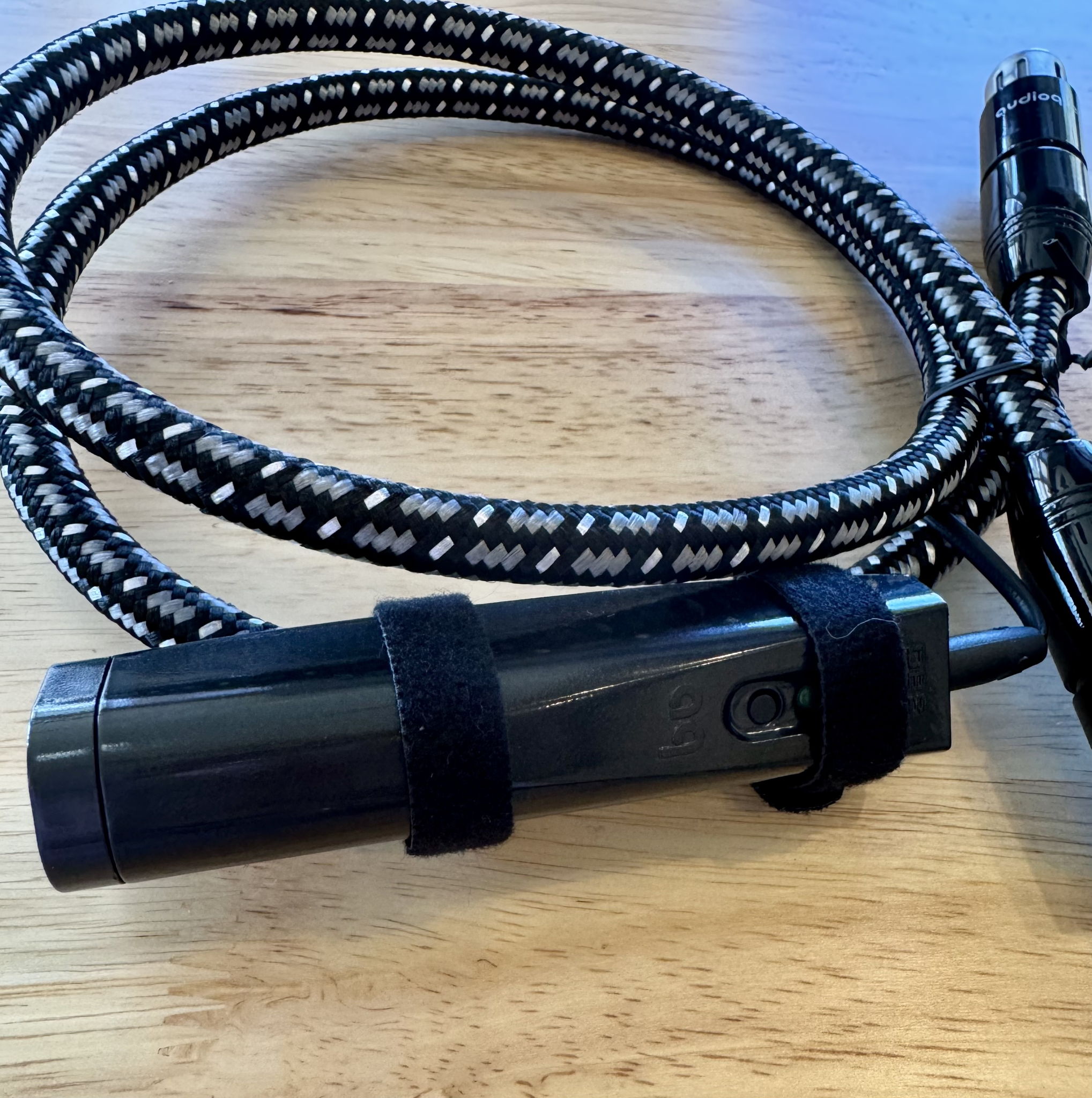 AudioQuest Niagara XLR to XLR 72V DBS 1 Meter 3