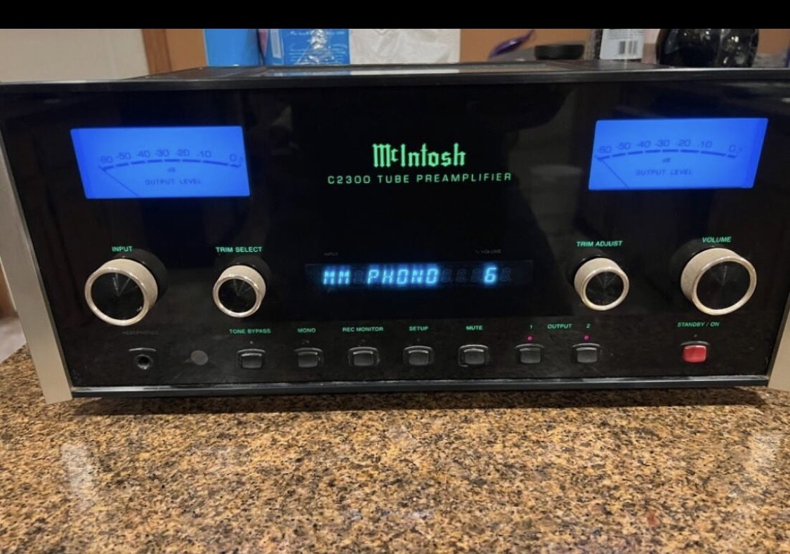 McIntosh C2300