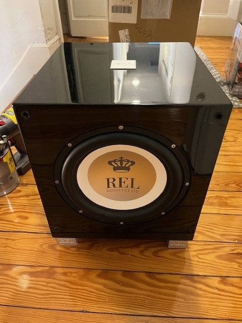 REL Subwoofer T9i