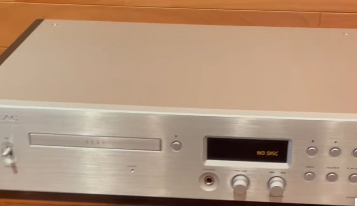Teac VRDS-701T Silver