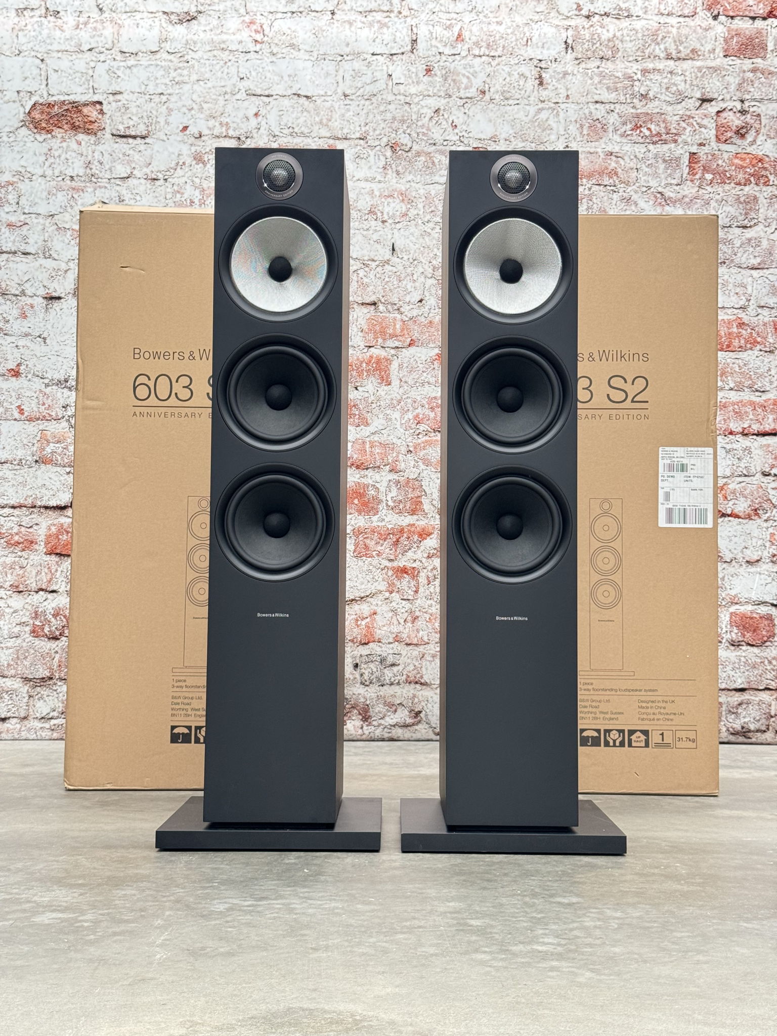 B&W (Bowers & Wilkins) 603 S2 in Black 3