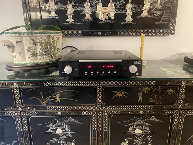 MARK LEVINSON NO. 526 Reference Preamp (Mint)!