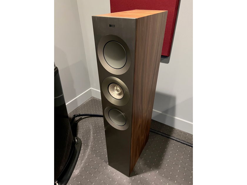 KEF 3 Reference price is for each tower speaker