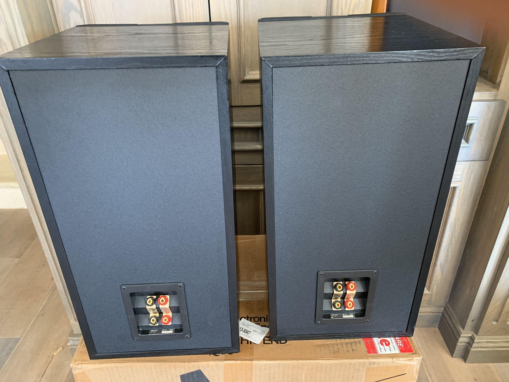 KEF Q-60 Open Boxes Perfect Condition 6