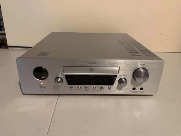 Magnat MC-1 SACD/CD Receiver