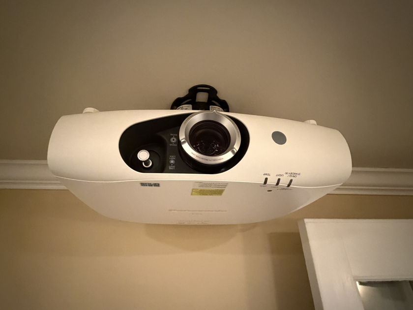 Panasonic DLP laser projector PT RZ370