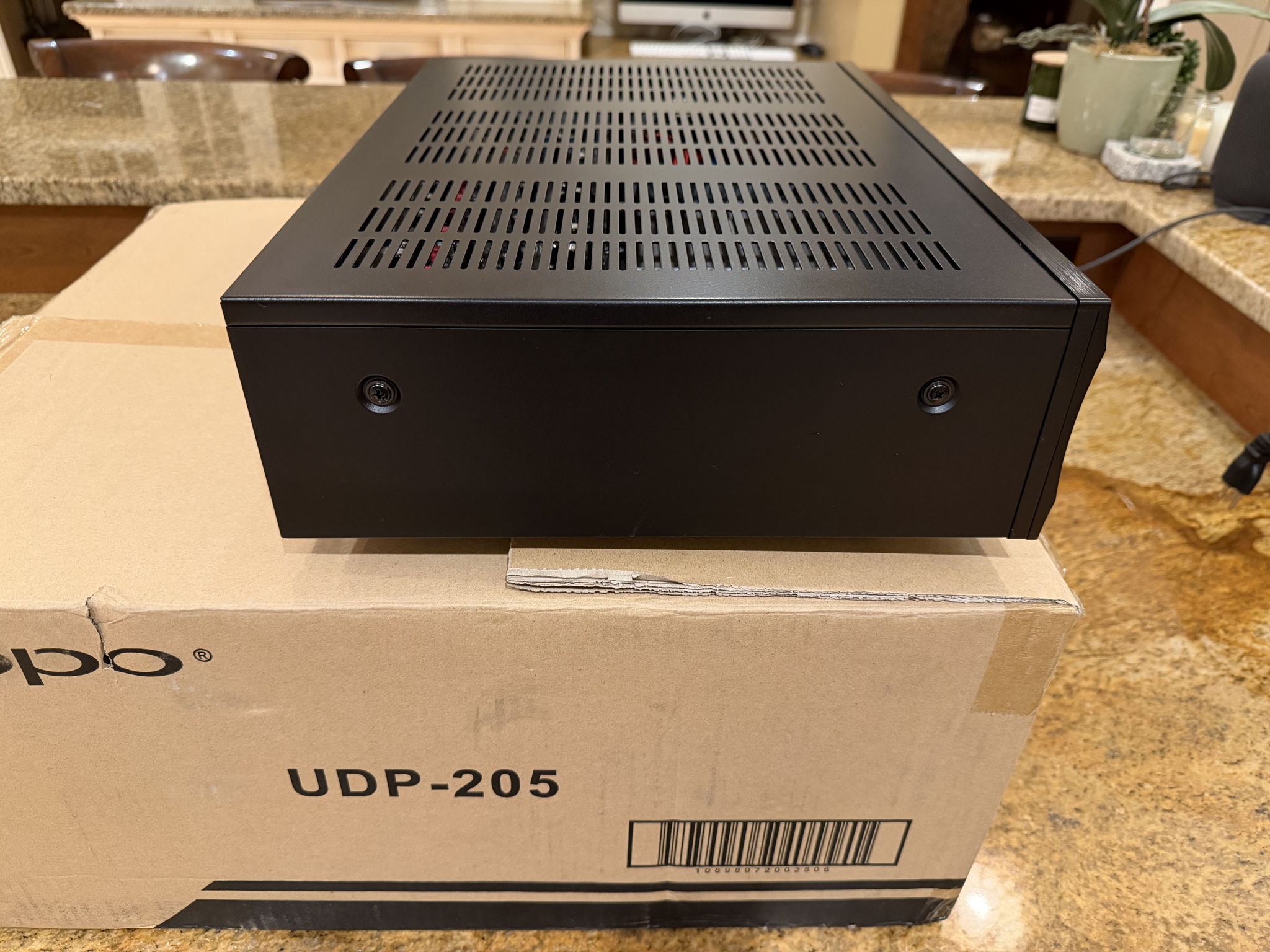 OPPO UDP-205 6