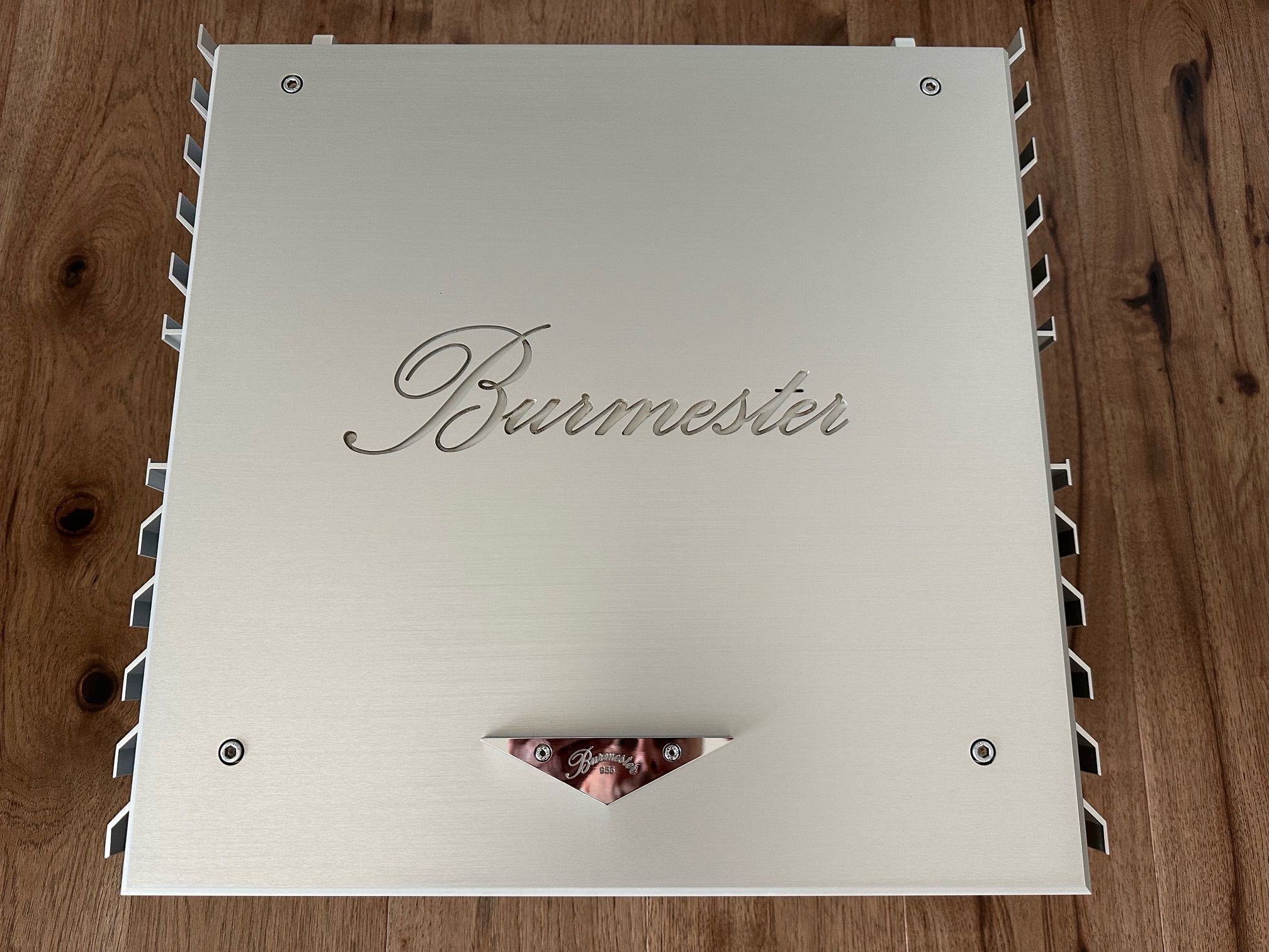 Burmester 956 mkII stereo power amplifier. *** Almost 7... 7