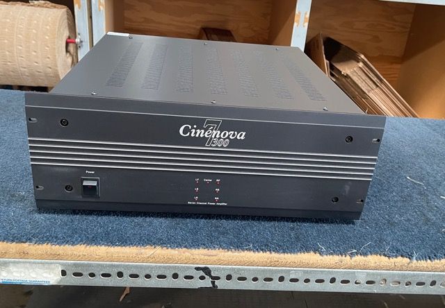 Earthquake Cinenova Grande 7 BR, demo unit, warranty