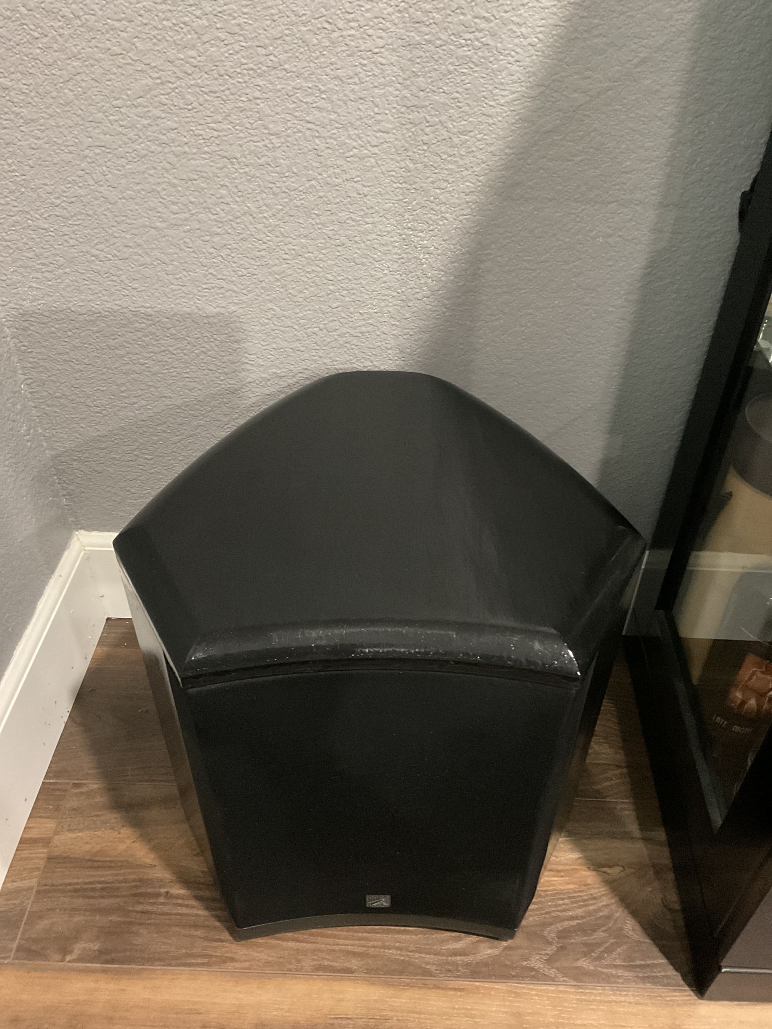 Martin Logan Grotto subwoofer 6