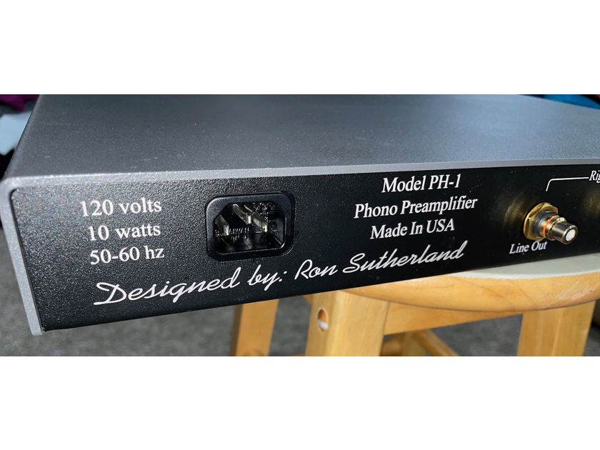 Acoustech PH-1 Phono Preamplifier by Sutherland MM/MC