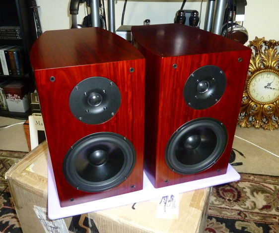 LSA -1 Reference Monitor Speakers Rosewood Pair