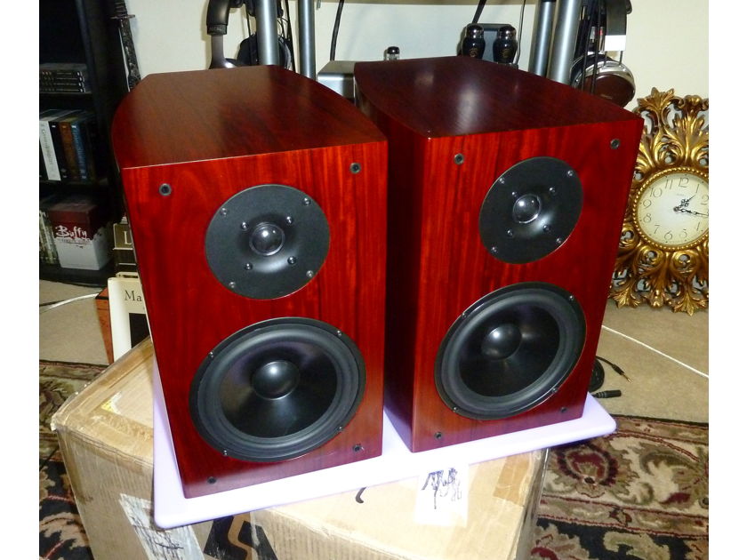 LSA -1 Reference Monitor Speakers Rosewood Pair