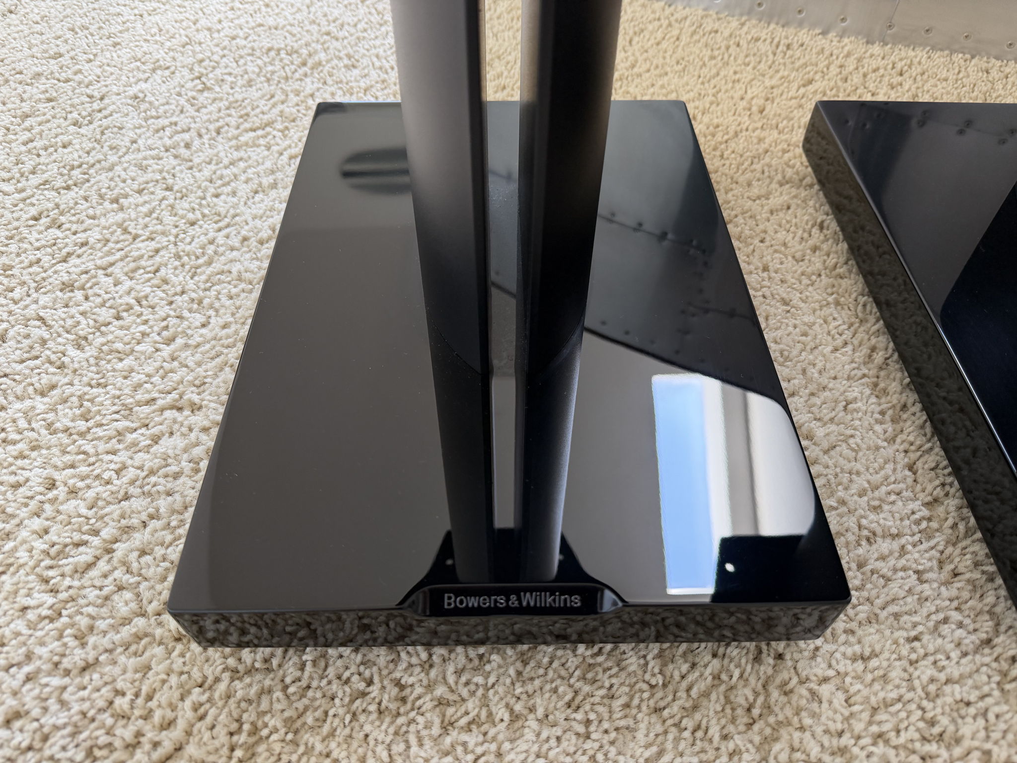 Bowers & Wilkins FS-805 D4 B&W 805 D4 Loudspeaker Stands 3