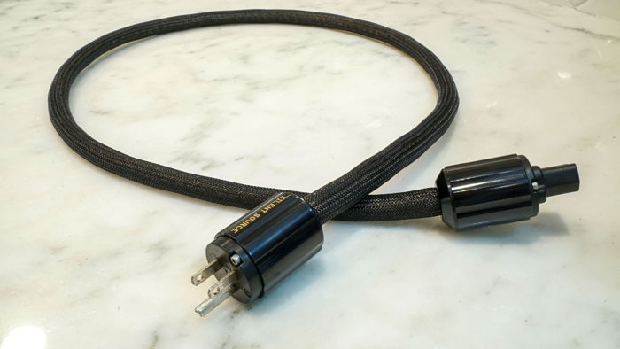 Silent Source Signature Power Cable 15A 48" or 1.2m