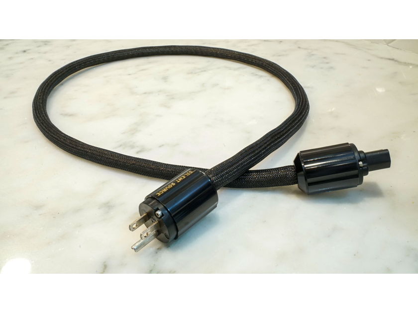 Silent Source Signature Power Cable 15A 48" or 1.2m