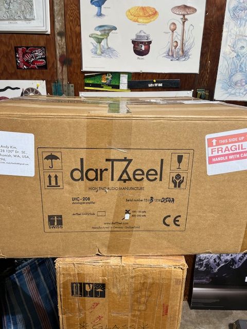 darTZeel LHC-208. Built in DAC 8