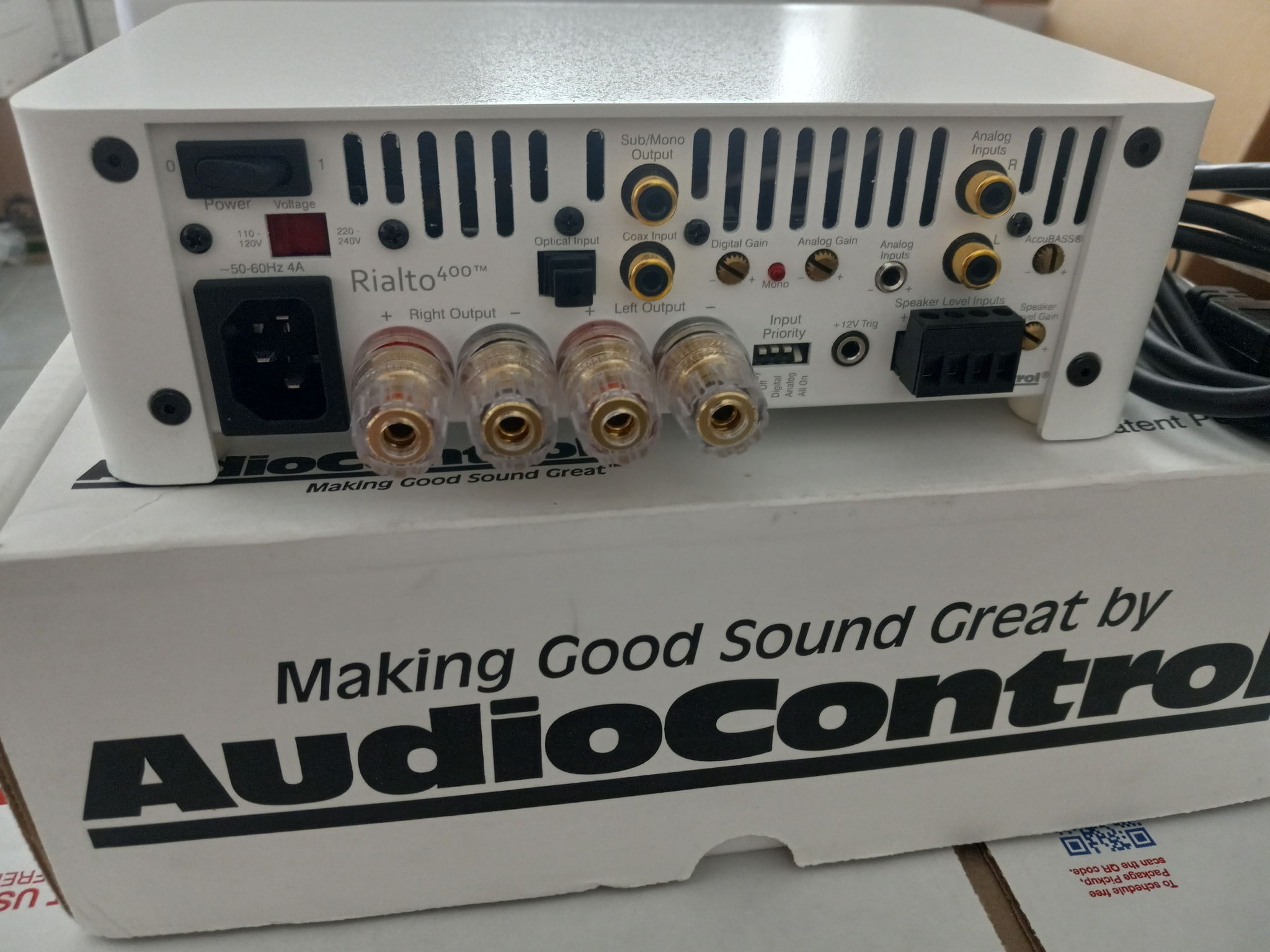 Audio Control RIALTO 400 compact integrated high power ...