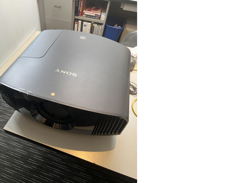 Sony VPLVW285ES For Sale Audiogon
