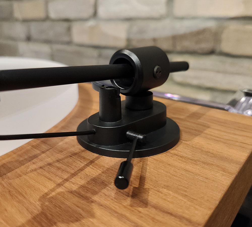 Pro-Ject Audio Systems Juke Box S2 in Walnut w/ Ortofon... 8