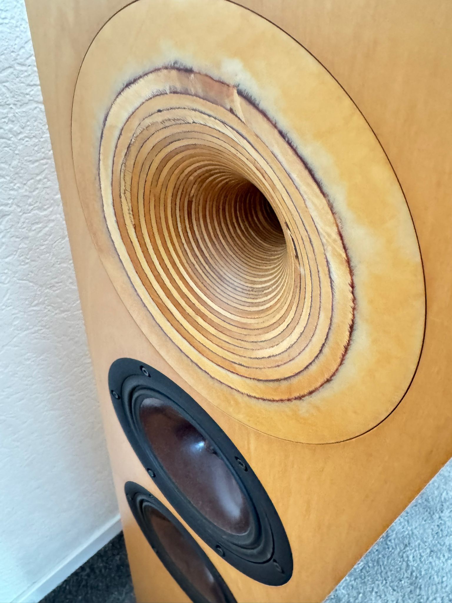 Odeon Tosca S speakers in maple 11