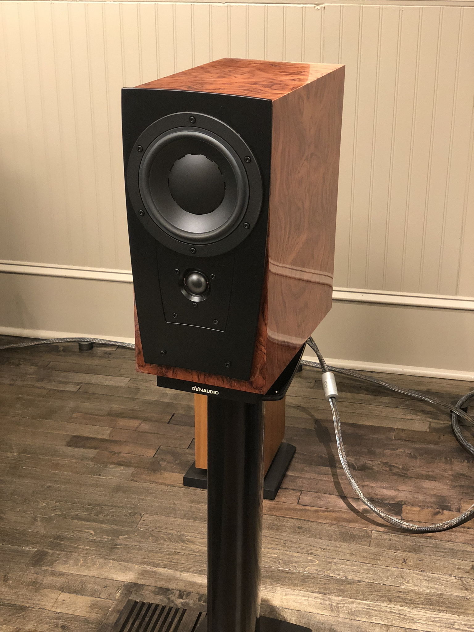 Dynaudio best sale contour 4