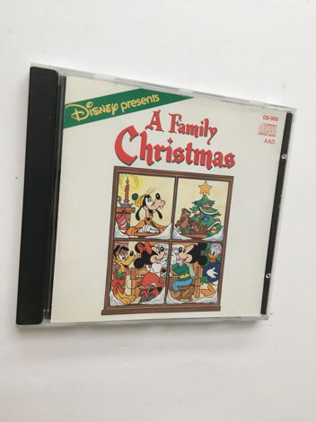 Disney presents  A family Christmas cd