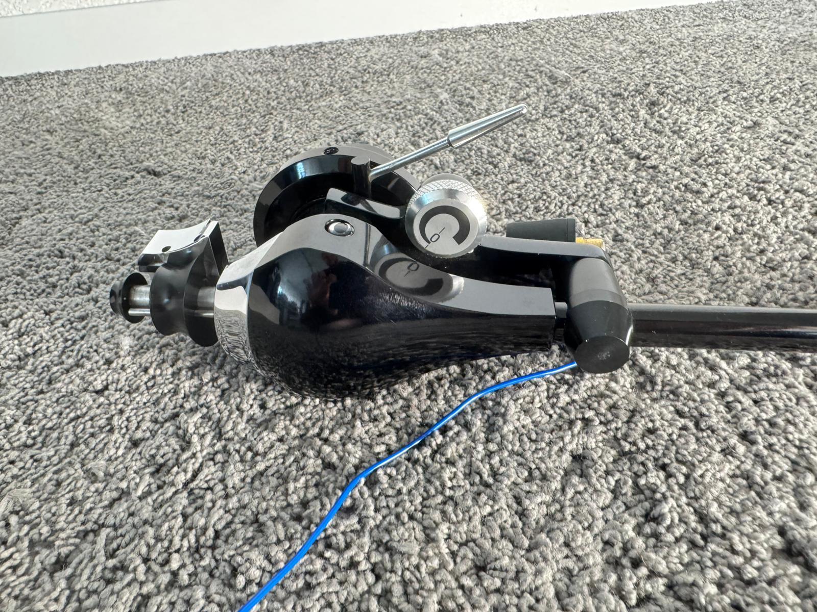 Helius Designs Omega 10.5 tonearm 8