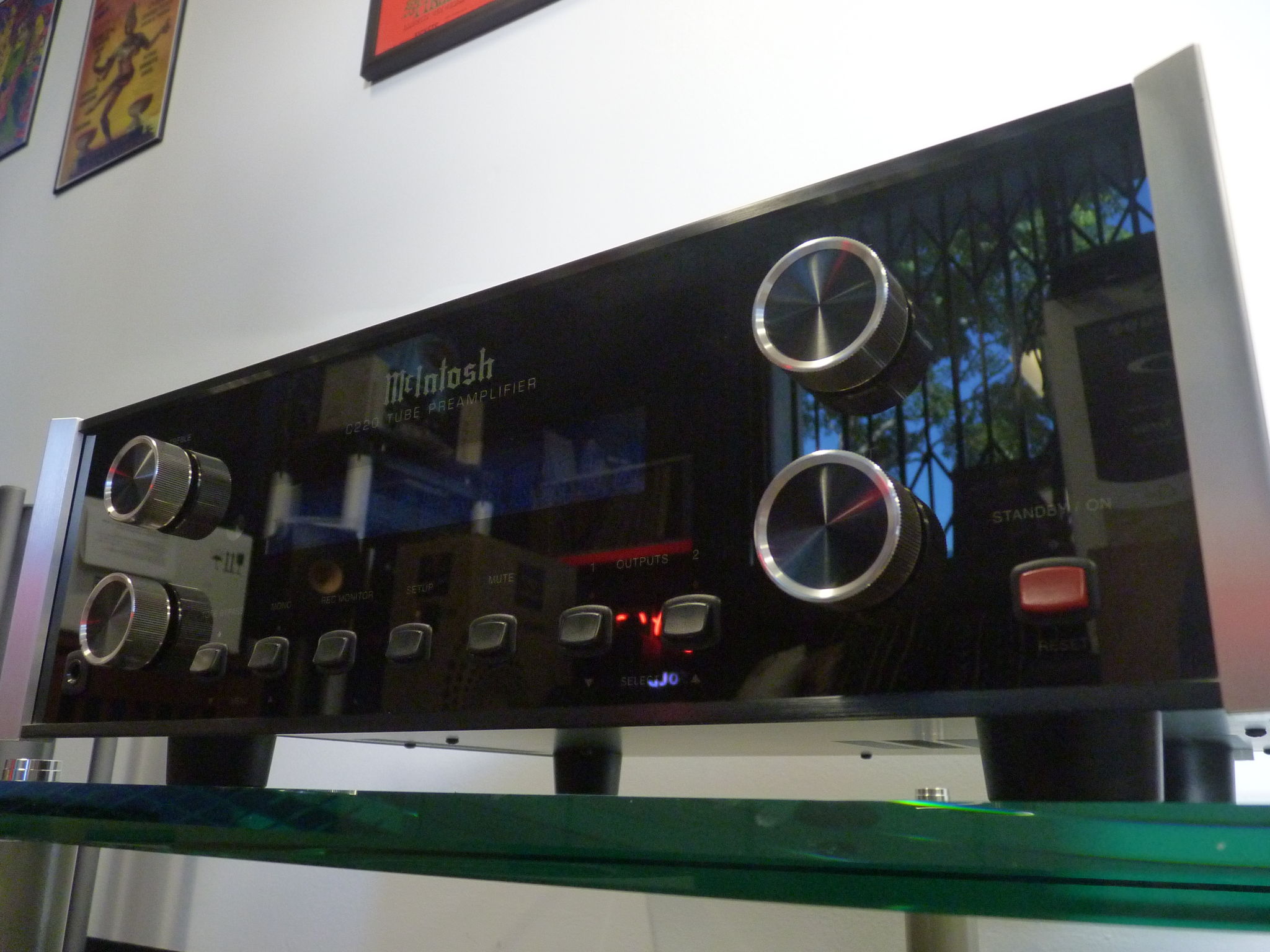 McIntosh C 220 8