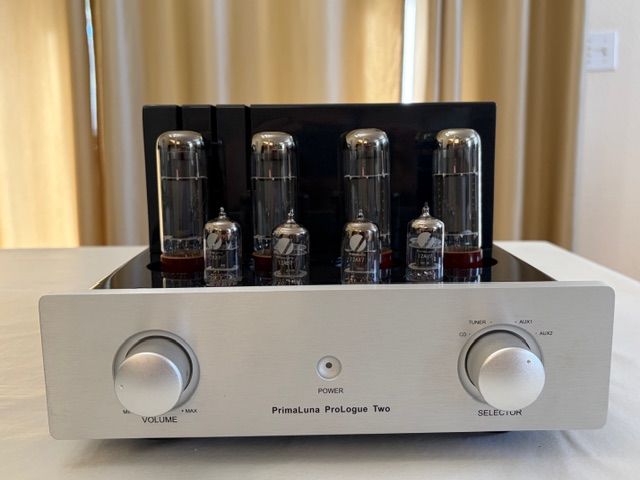 PrimaLuna ProLogue 2 Integrated Tube Amplifier 2