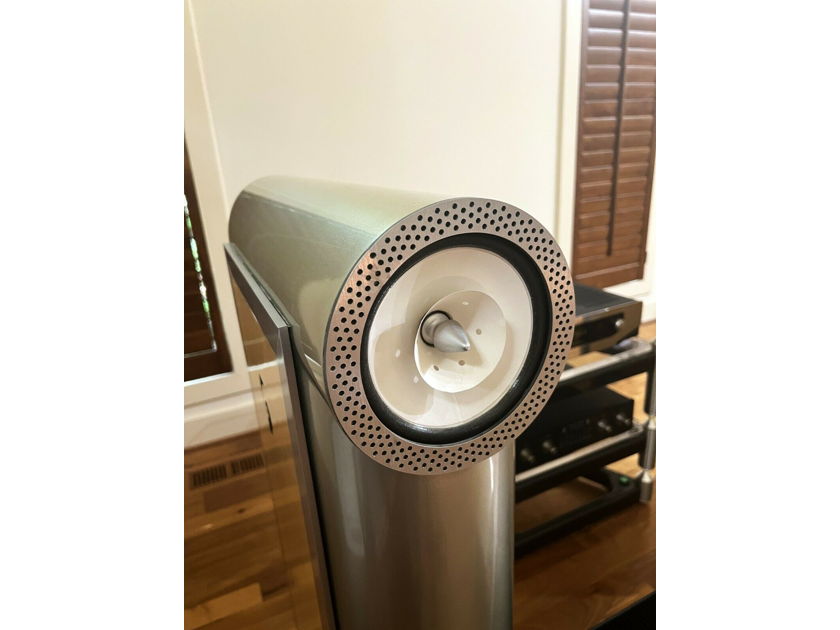 RETHM MAARGAS point-source Speakers w/Class-AB amplified sub/bass