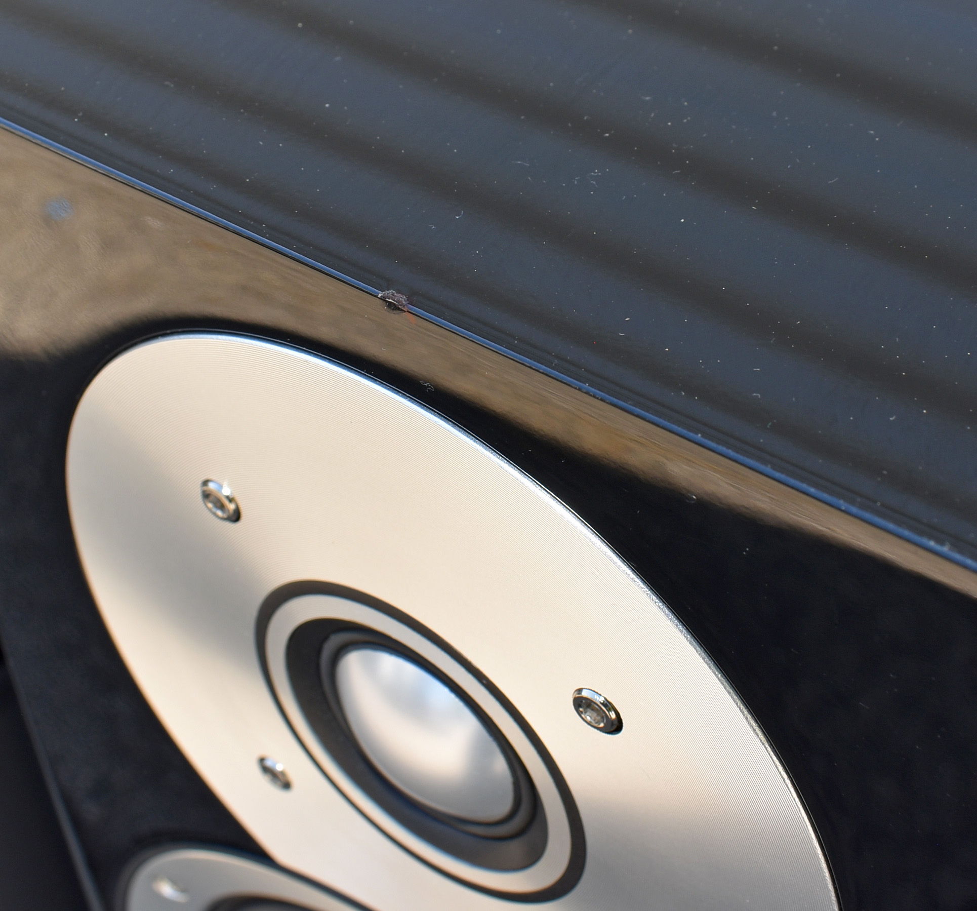 (2) B&W (Bowers & Wilkins) CM 1 2-Way Bookshelf Stereo ... 5