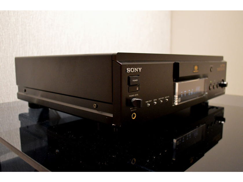 Sony SCD-XA777ES - CD / SACD Transport and Player