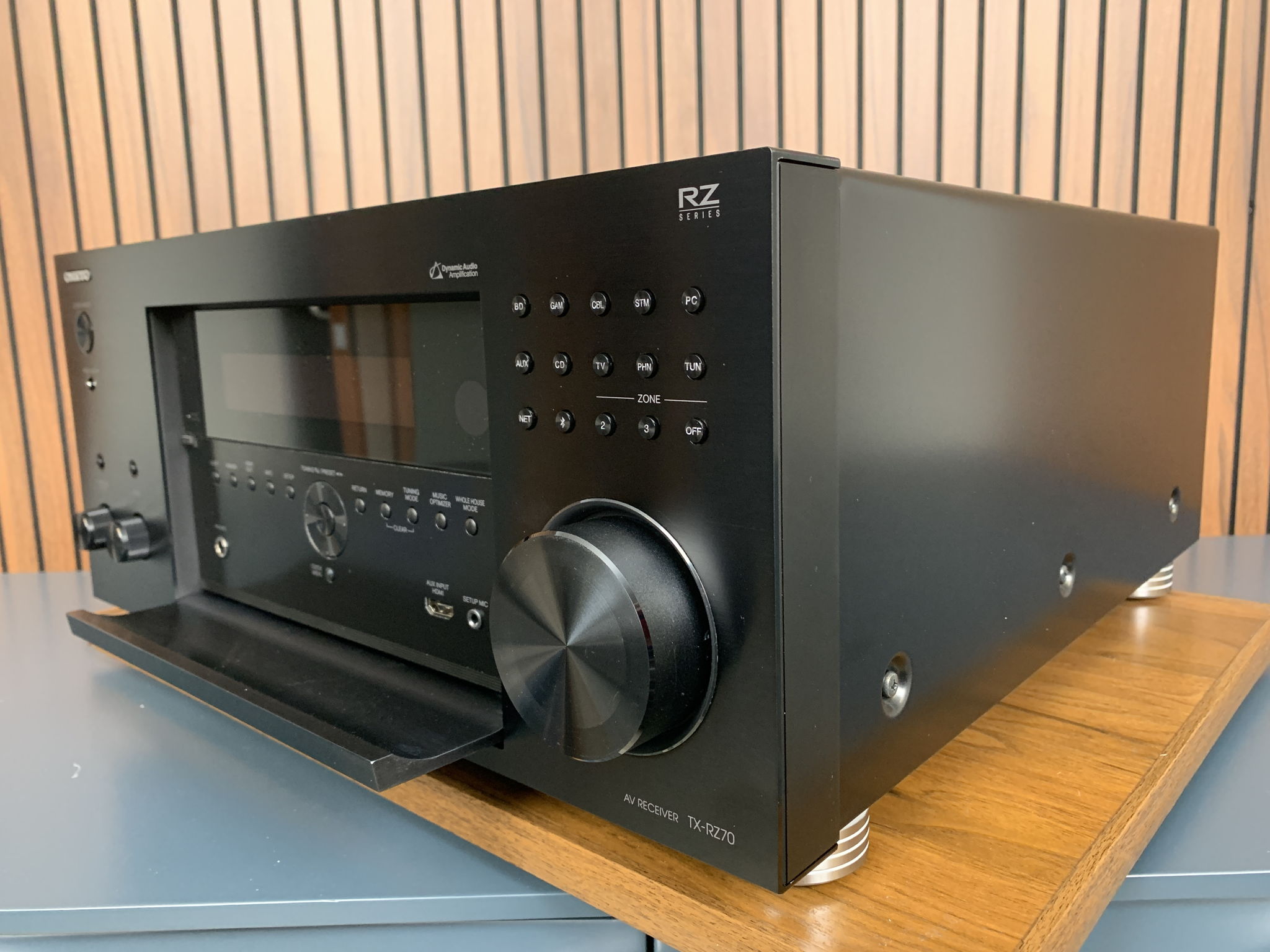 Onkyo TX-RZ70 11.2 Channel AV Receiver with DIRAC and 1... 8