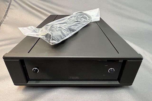 Rega Aria MK3 MM & MC Phono Preamplifier 2