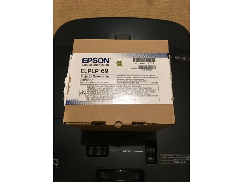 Epson Power lite Pro Cinema 4030 Projector Home theater