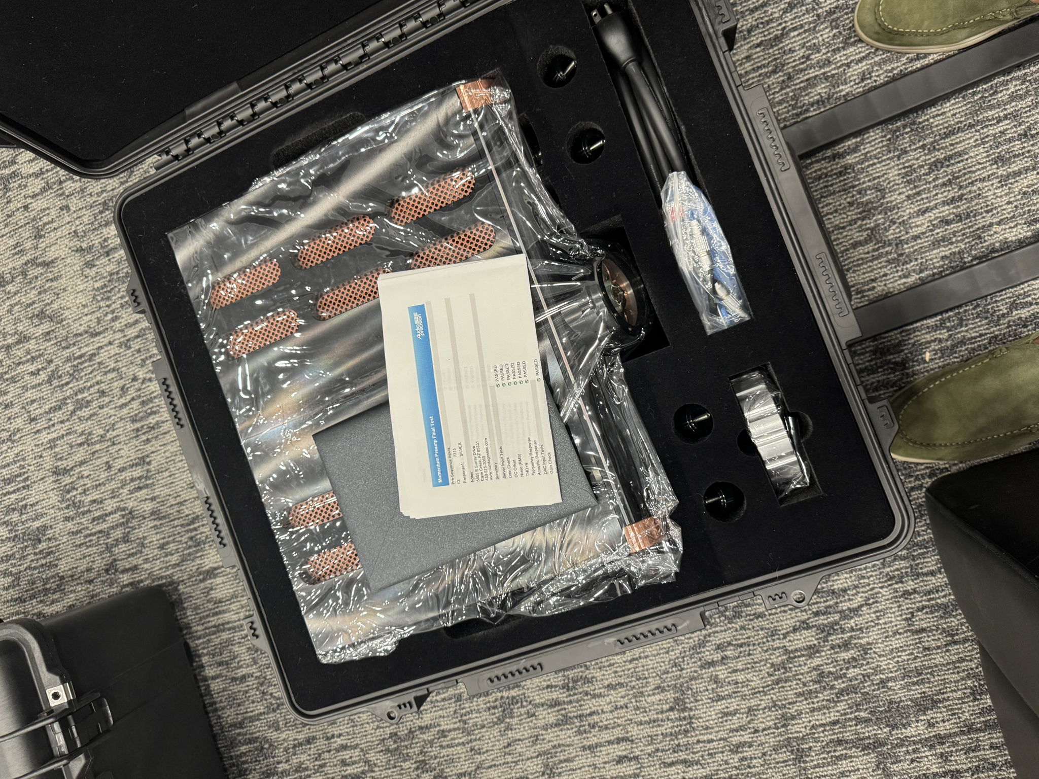 Dan D'Agostino HD Preamp, 3 years old Black 5