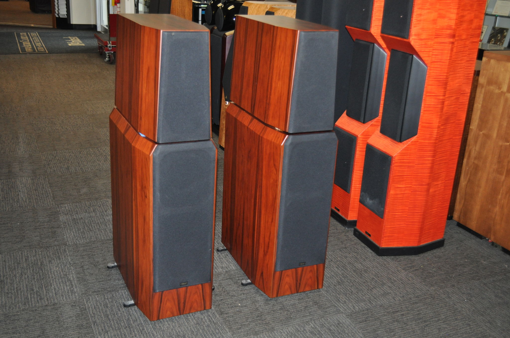 AERIAL 20t V2 Speakers in Santos Rosewood