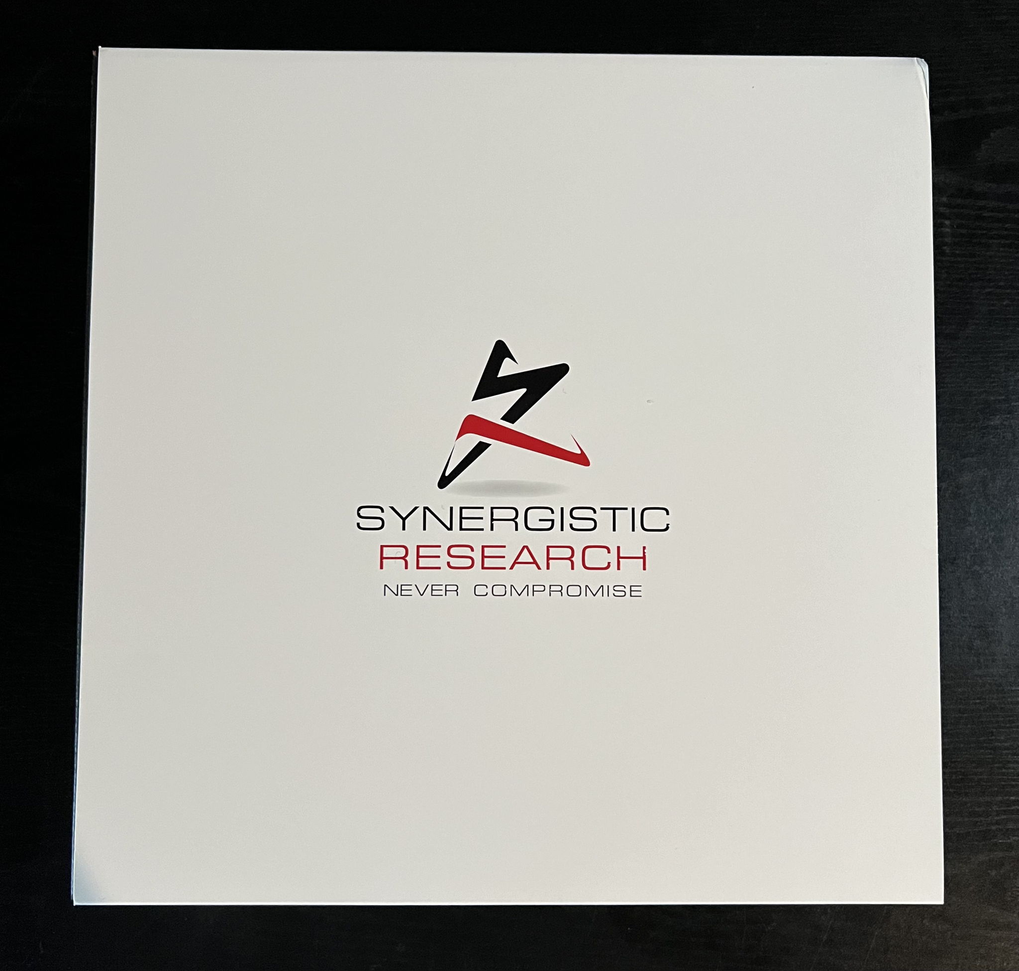 Synergistic Research Atmosphire X Euphoria 10' Bi Wire 5