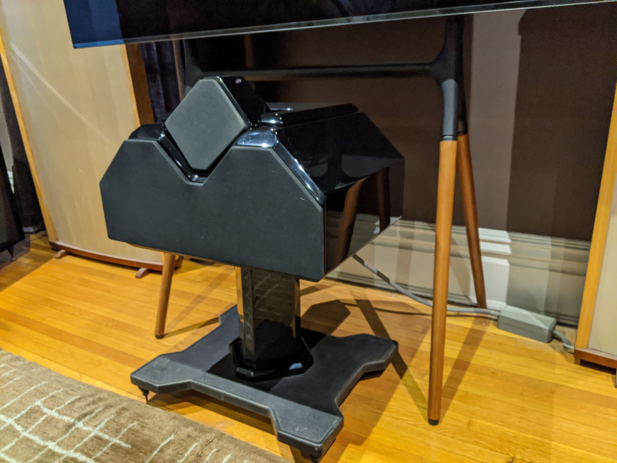 wilson audio watch center