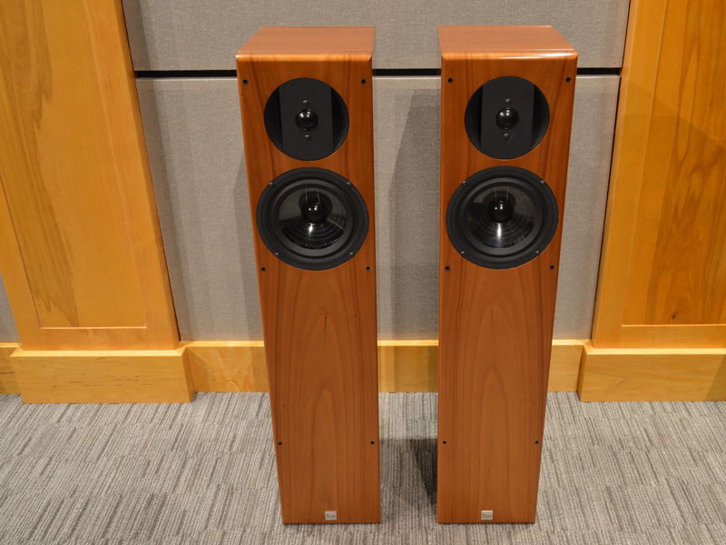 Vienna Acoustics Bach Grand VJ-1BG（左） VJ-1BG（左） Vienna Bach Grand Acoustics