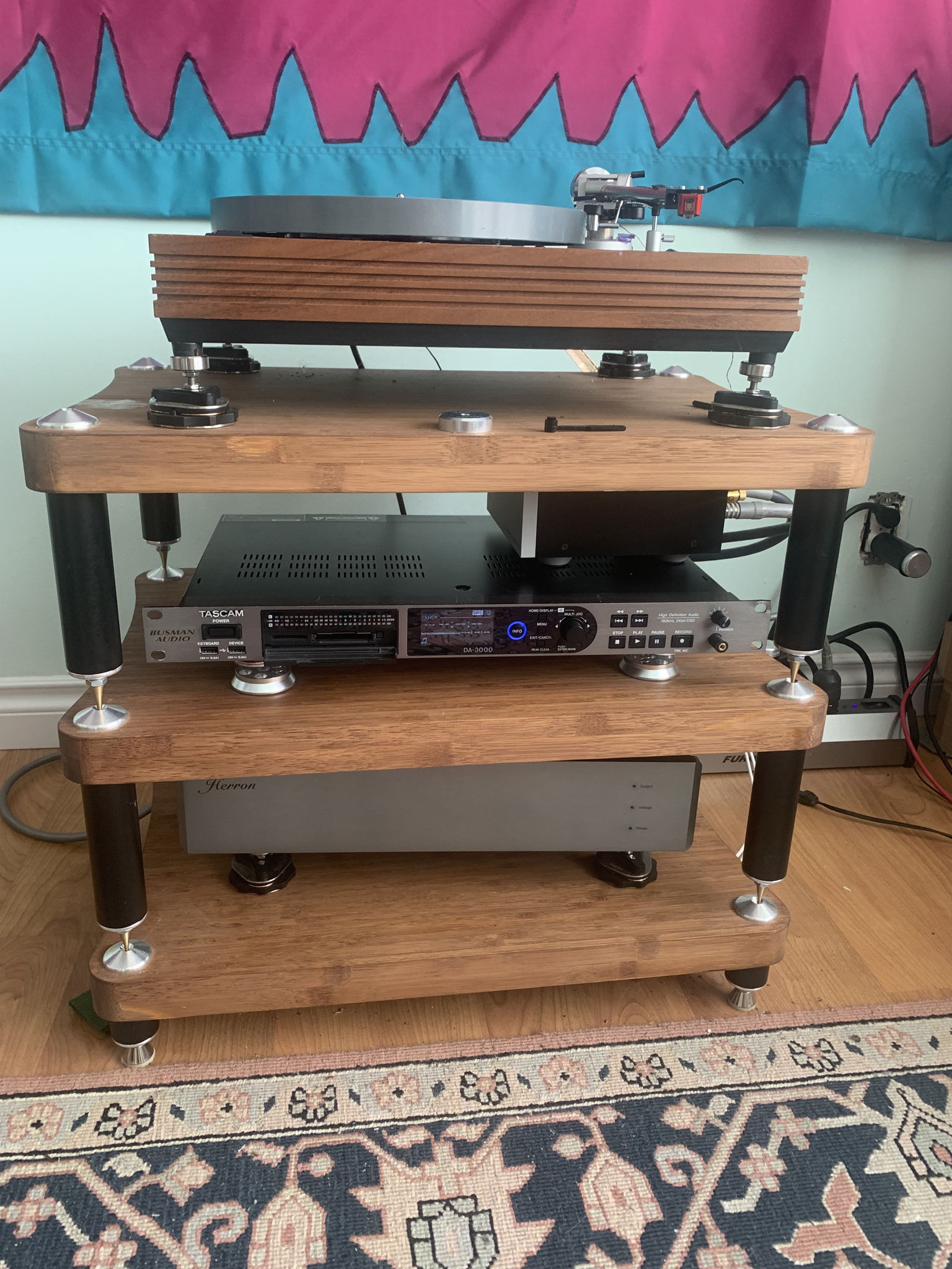 Linn LP 12, Hana Umami Red, Quadratic MC-1, Tascam ADC, Herron VTPH2A