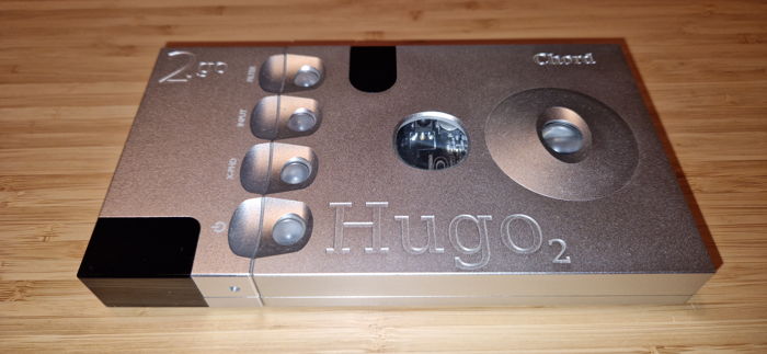 Chord Hugo 2 with 2go - Headphone DAC/Amp (Preamp) with...