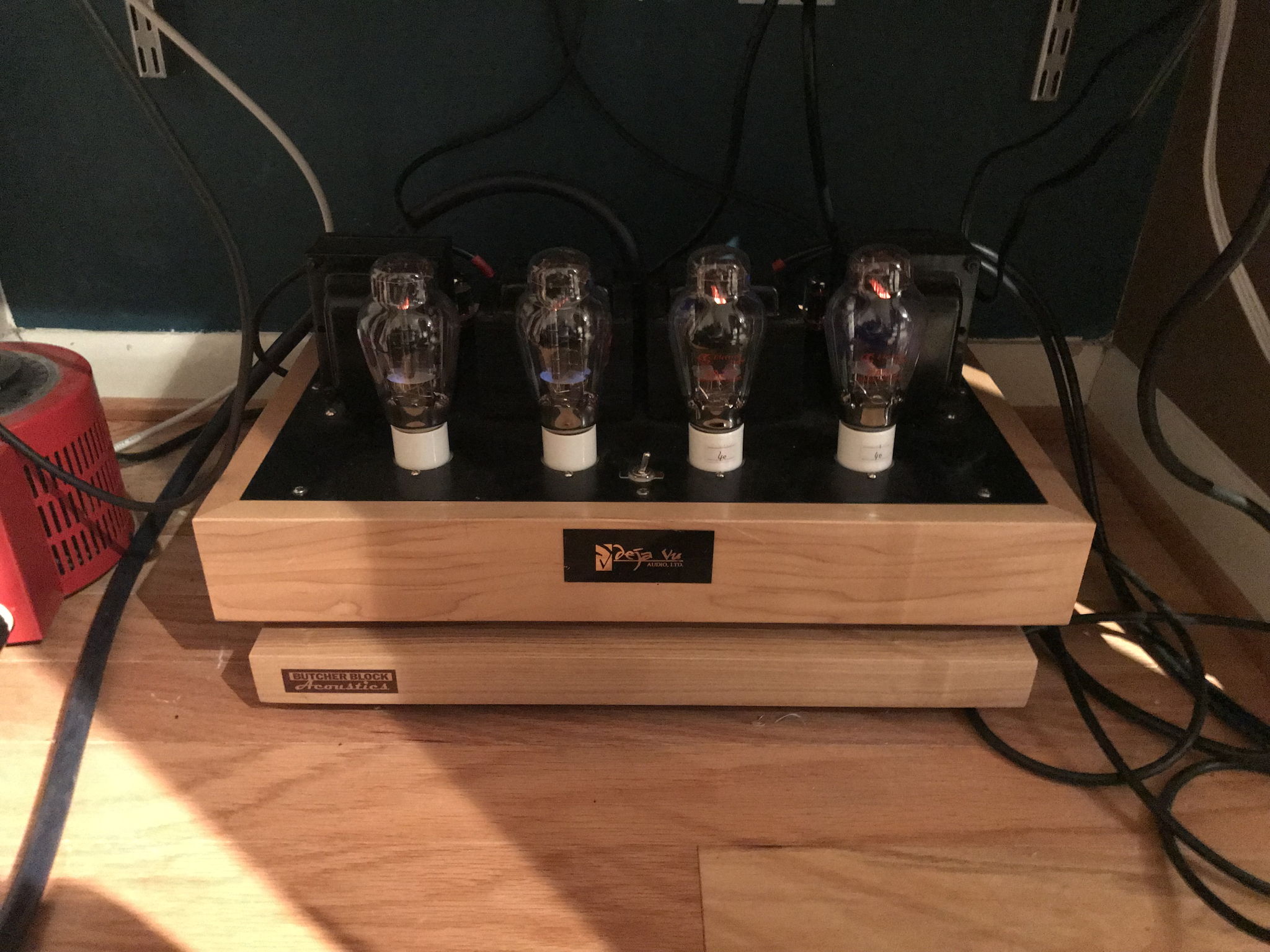 My Deja Vu 2a3 amp on its now Butcher Block Audio stand