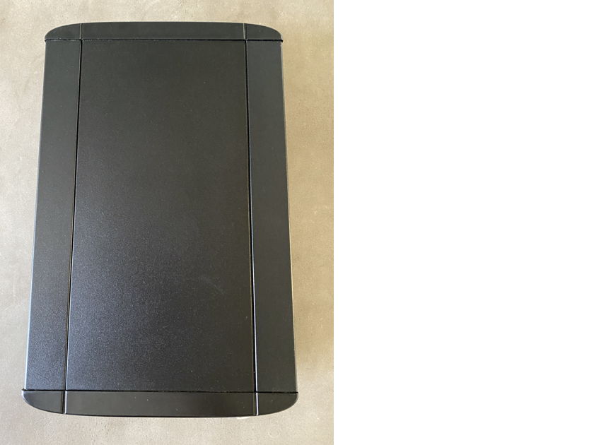 Rega Brio - Latest 2017+ Model - Excellent w Manual and Remote