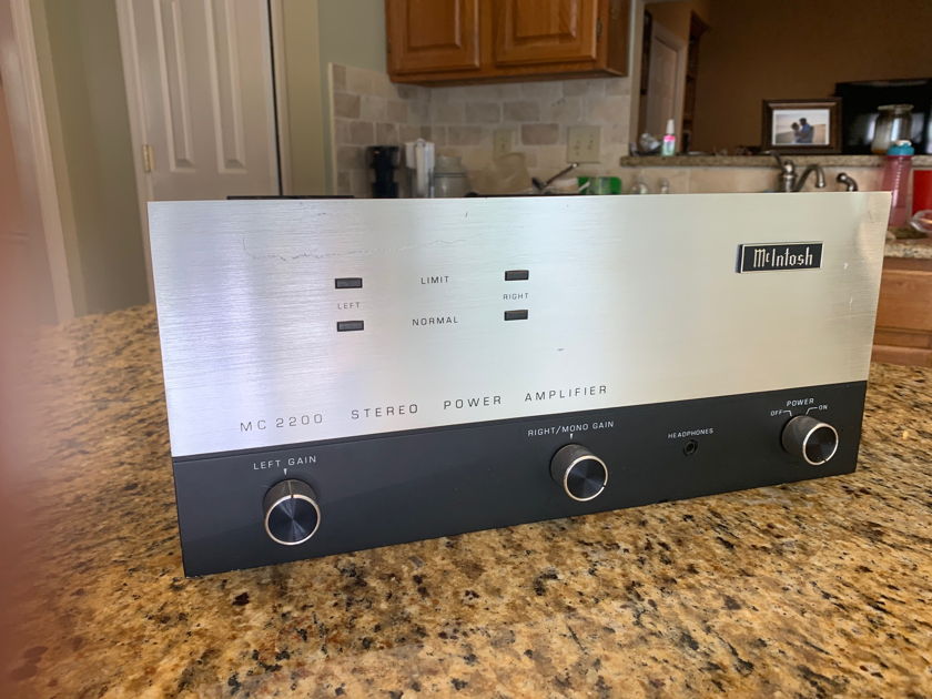 Mcintosh  MC2200- Recapped and inspected in 2018