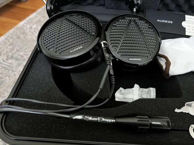 Audeze Headphone LCD 5 with 4 premium cables included