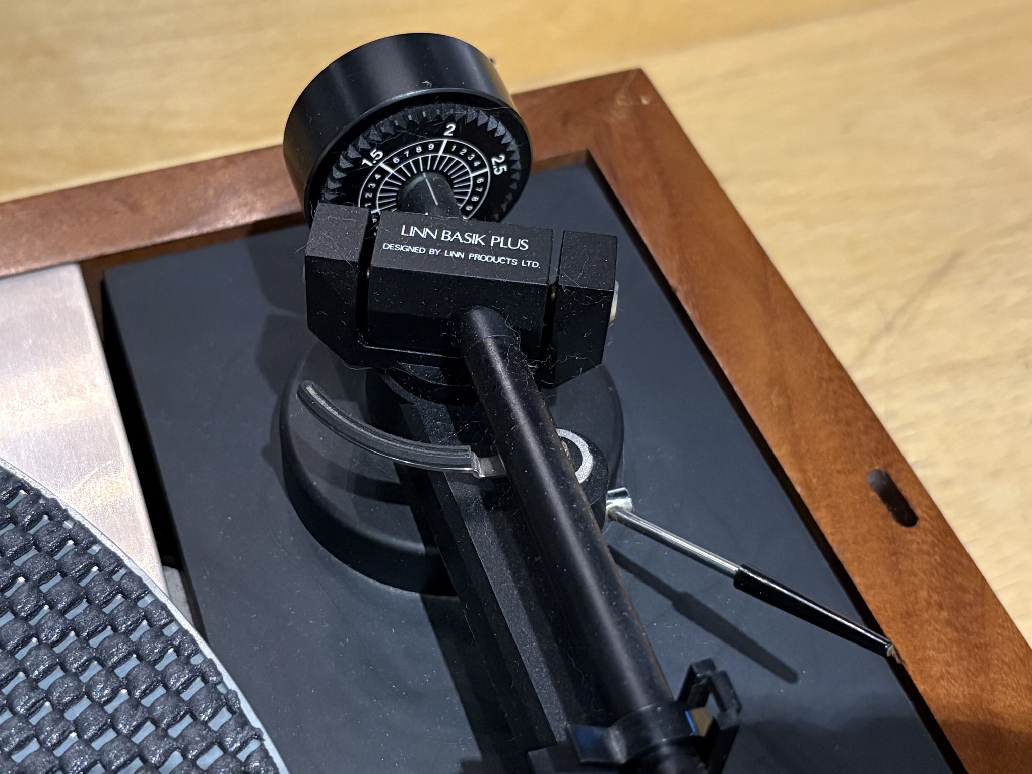 Linn Sondek LP12 Turntable w/ Linn Basik Plus Tonearm &... 3