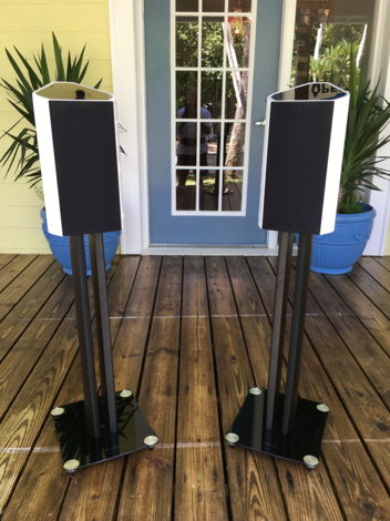 Front view of speakers on showroom porch