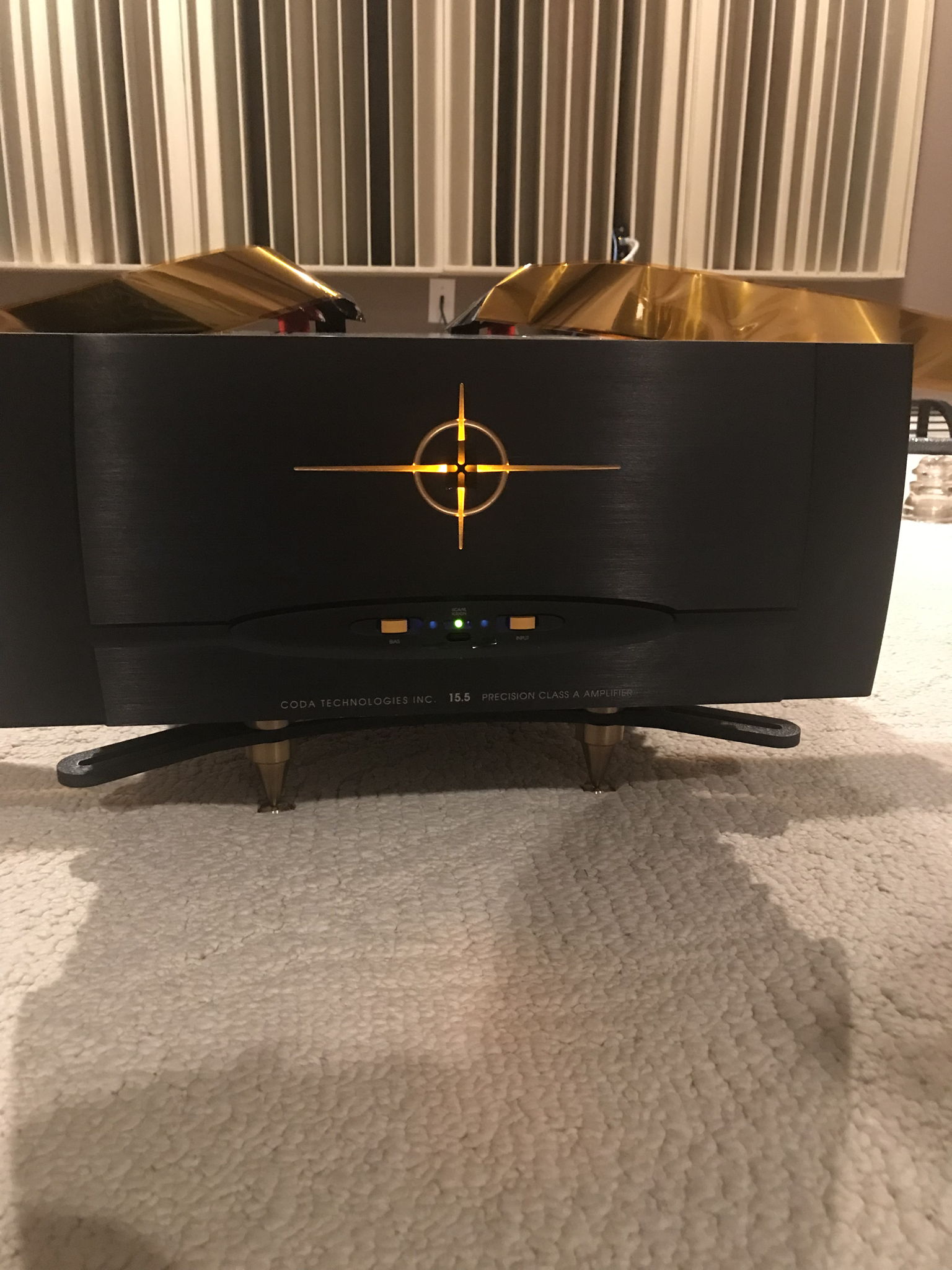 Coda Amp stand 